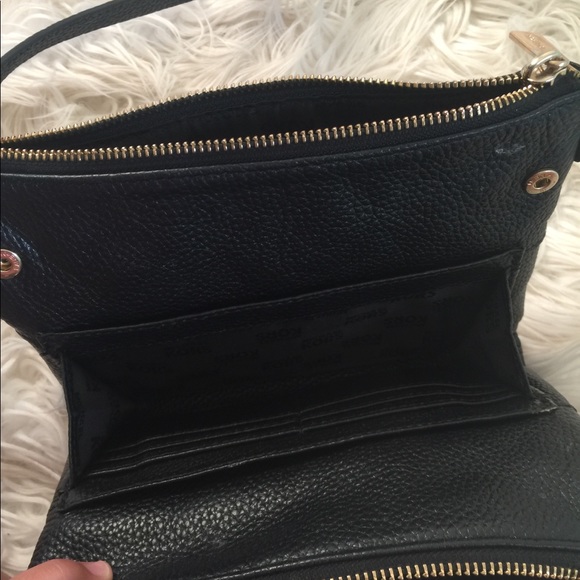 Michael Kors purse - Picture 4 of 8